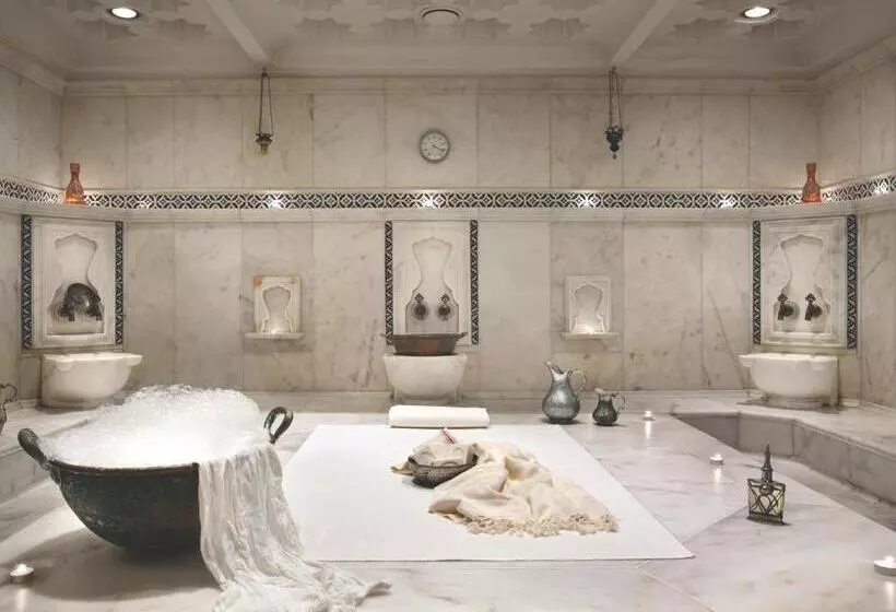 Hotel Çırağan Palace Kempinski Istanbul