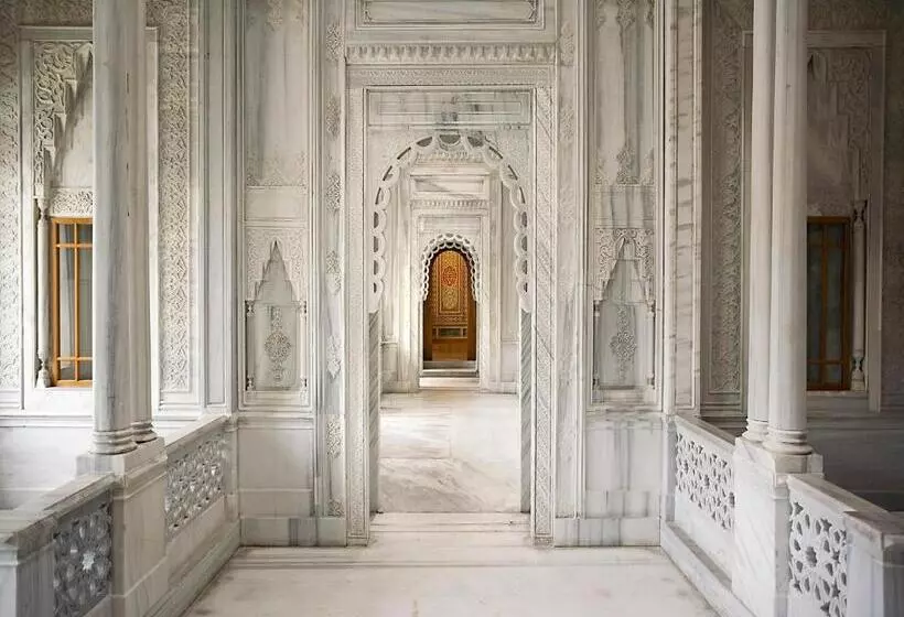 Hotel Çırağan Palace Kempinski Istanbul