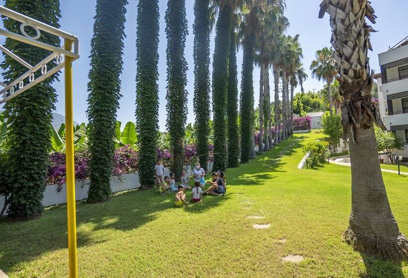 Titan Club Hotel Ultra All Inclusive