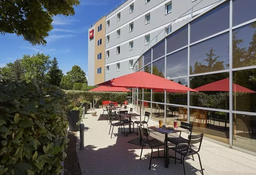 בית מלון כפרי Ibis Archamps Porte De Genève