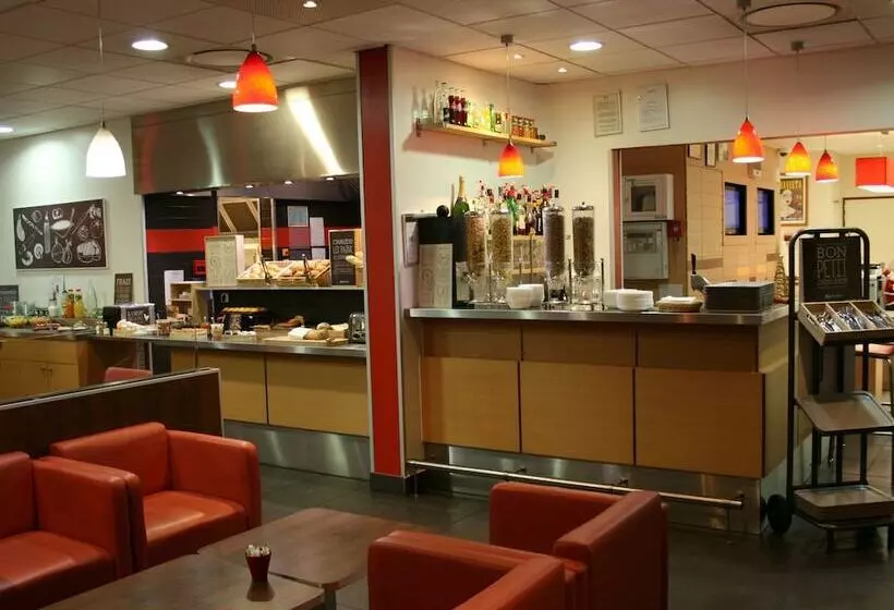 酒店 Ibis Lyon Sud Chasse Sur Rhone