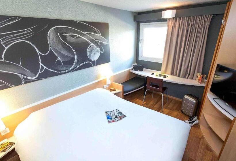 هتل Ibis Marseille Timone