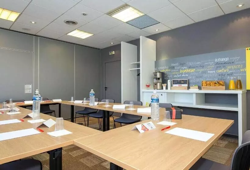 호텔 Ibis Marseille Timone