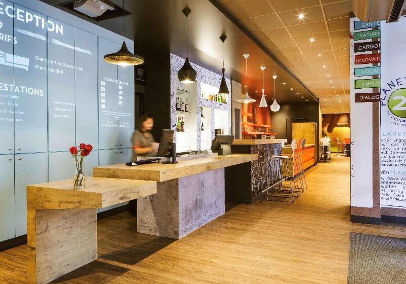 هتل Ibis Versailles Chateau