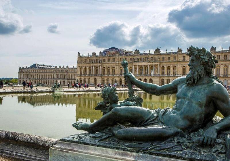 هتل Ibis Versailles Chateau