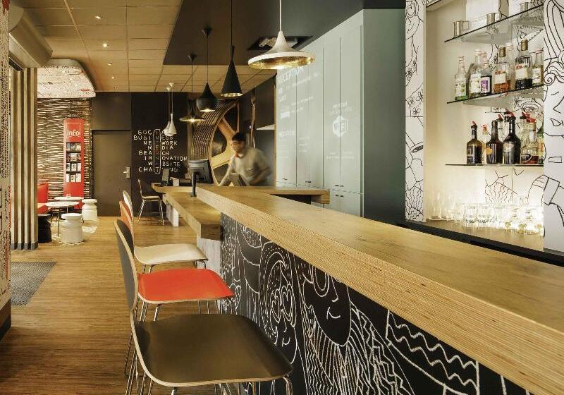 هتل Ibis Versailles Chateau