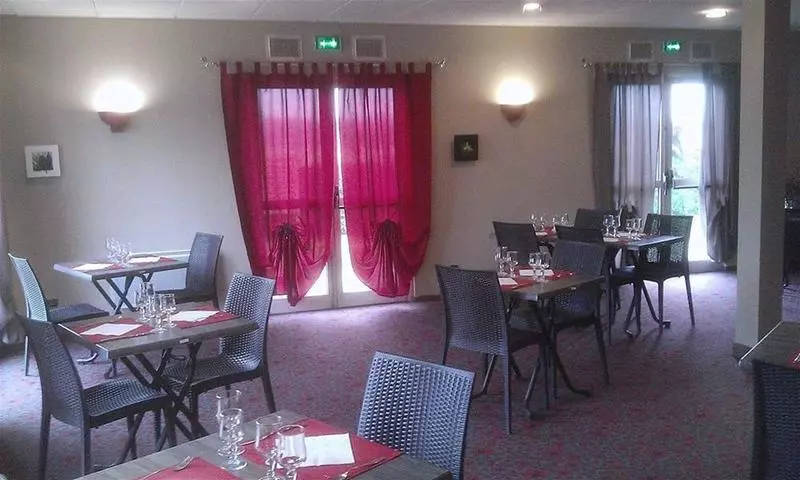 ホテル Ibis Vesoul