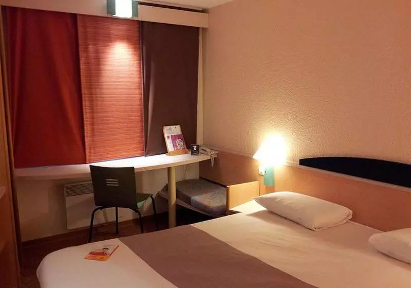 ホテル Ibis Vesoul