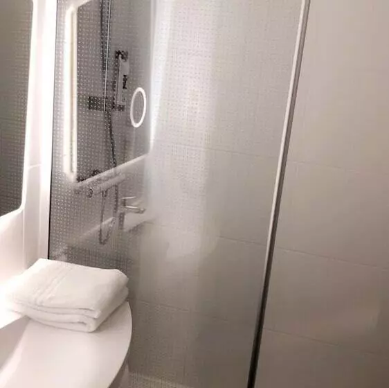 ホテル Ibis Vesoul