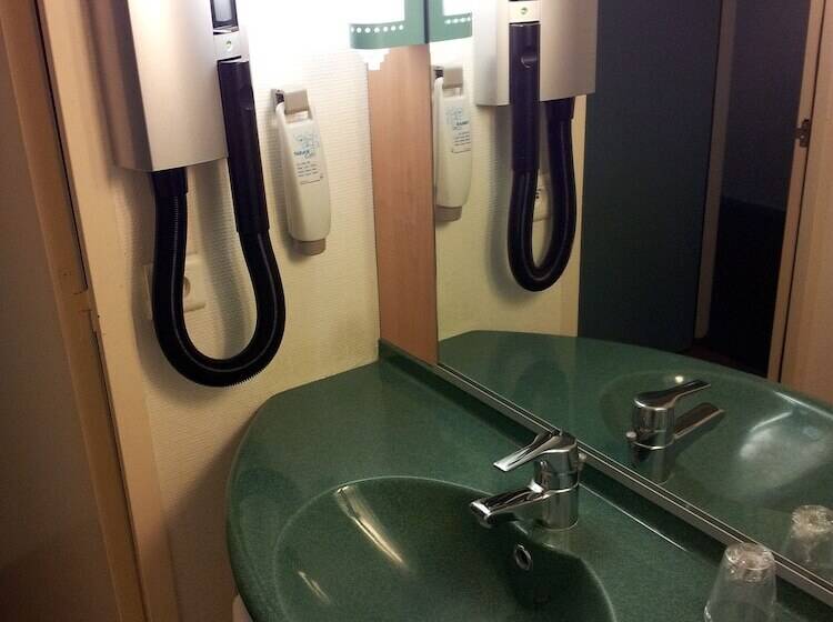 ホテル Ibis Vesoul