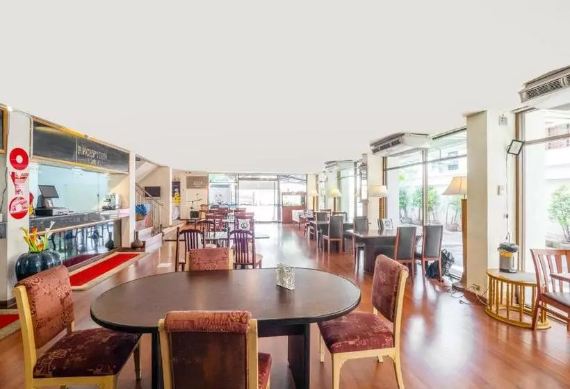 Hotelli Oyo 870 12 Pm Bangkok