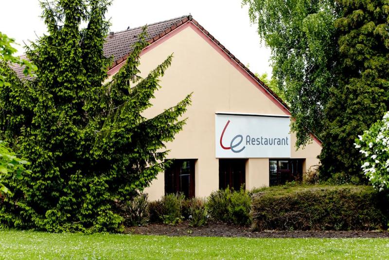 هتل Kyriad Direct Saint Dizier