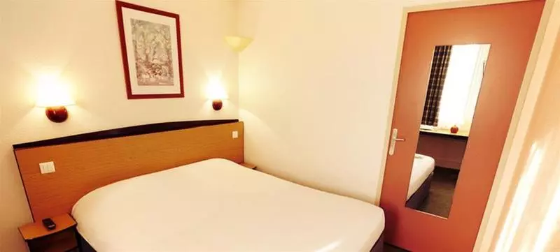 Отель Kyriad Direct Saint Dizier