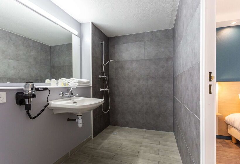 هتل Kyriad Issoudun