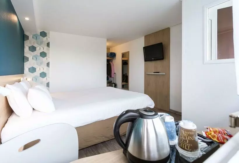 호텔 Kyriad Issoudun