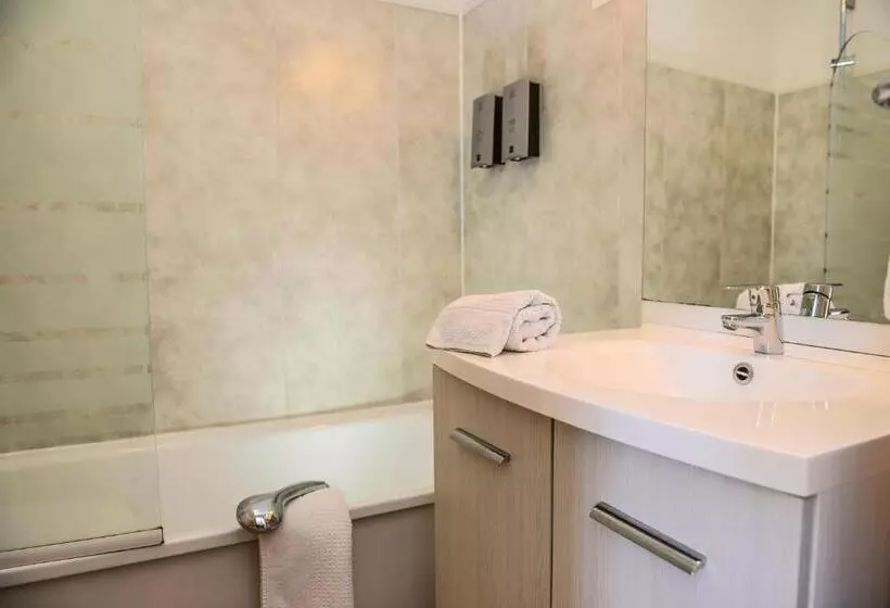 ホテル Logis Hostellerie Du Neez