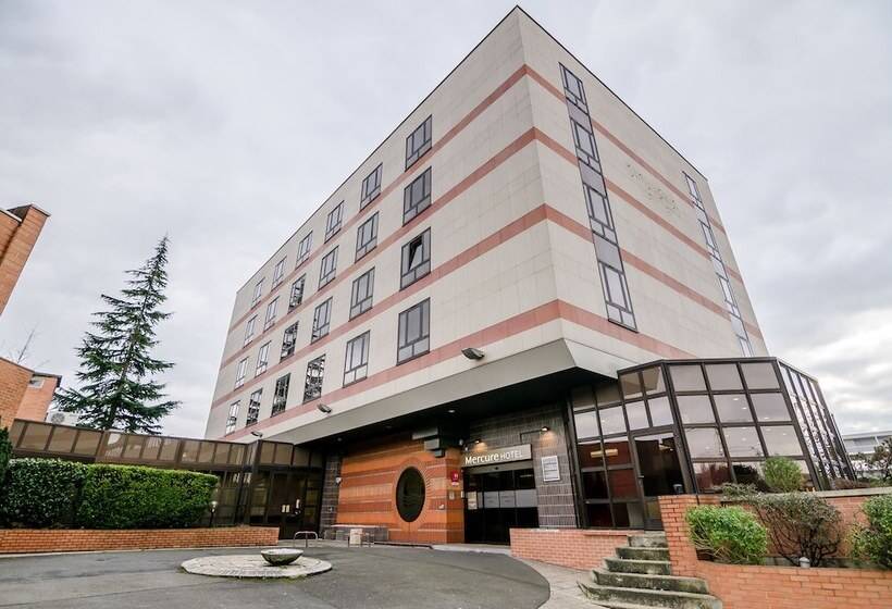 هتل Mercure Cergypontoise Centre