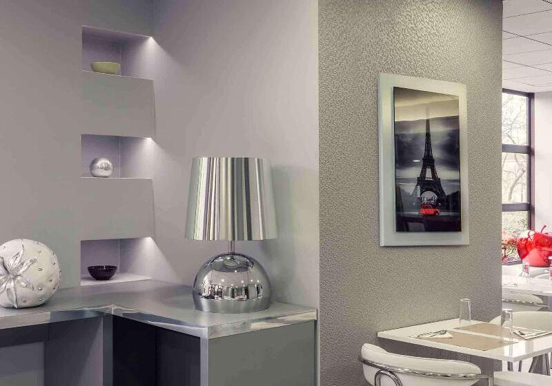 هتل Mercure Cergypontoise Centre