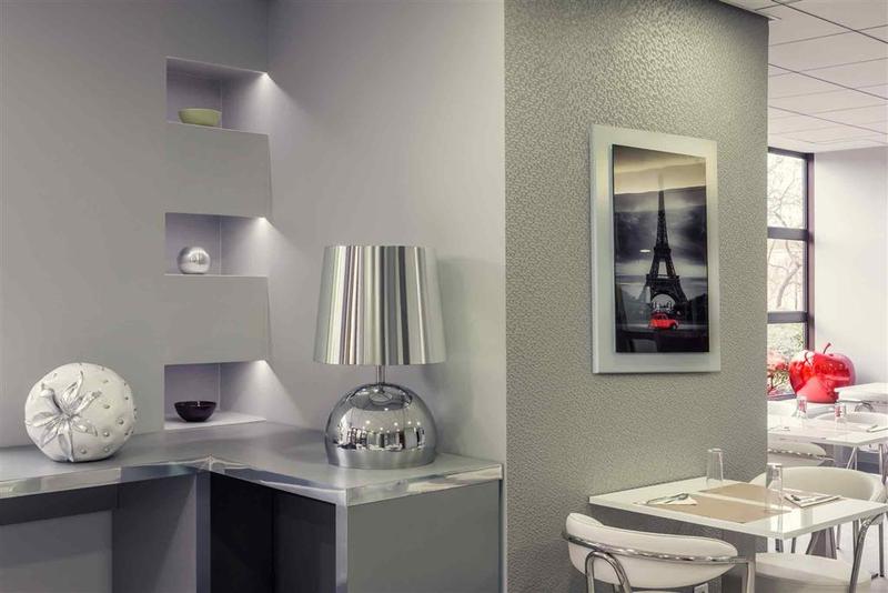 هتل Mercure Cergypontoise Centre
