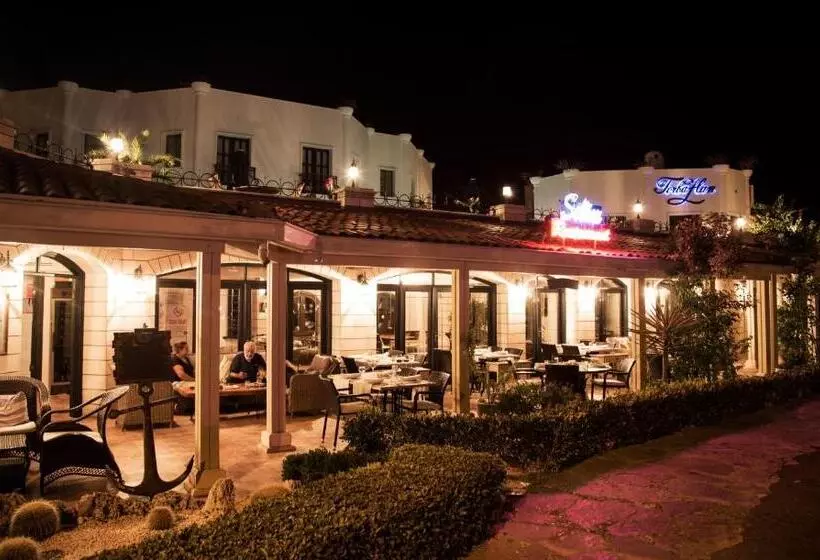 בית מלון כפרי Torbahan