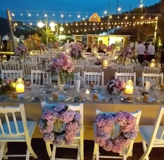 בית מלון כפרי Torbahan