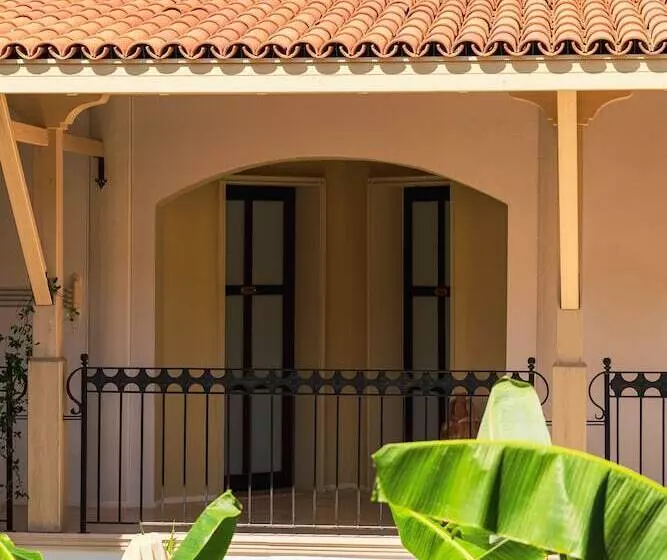 בית מלון כפרי Torbahan