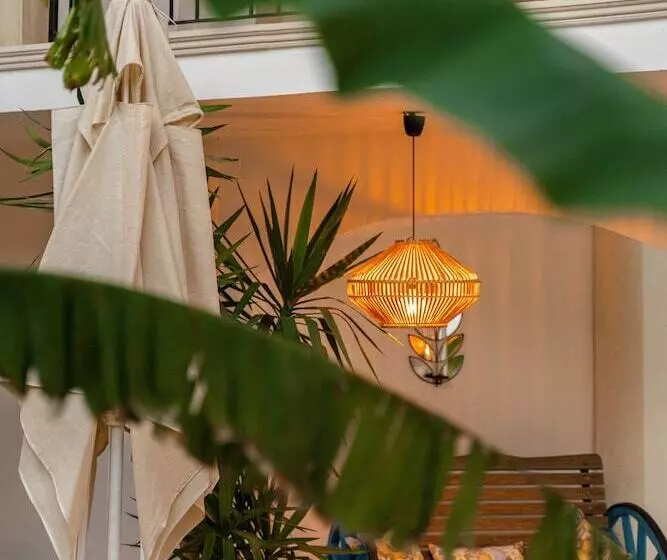 בית מלון כפרי Torbahan