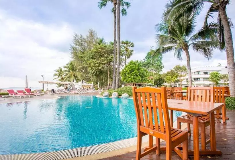 Novotel Rayong Rim Pae Resort