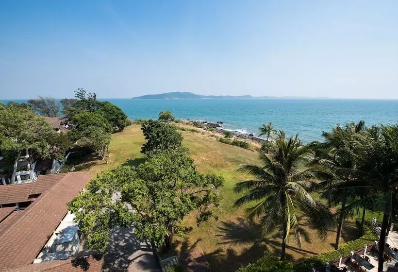 Rayong Resort Hotel โรงแรมระยองรีสอร์ท