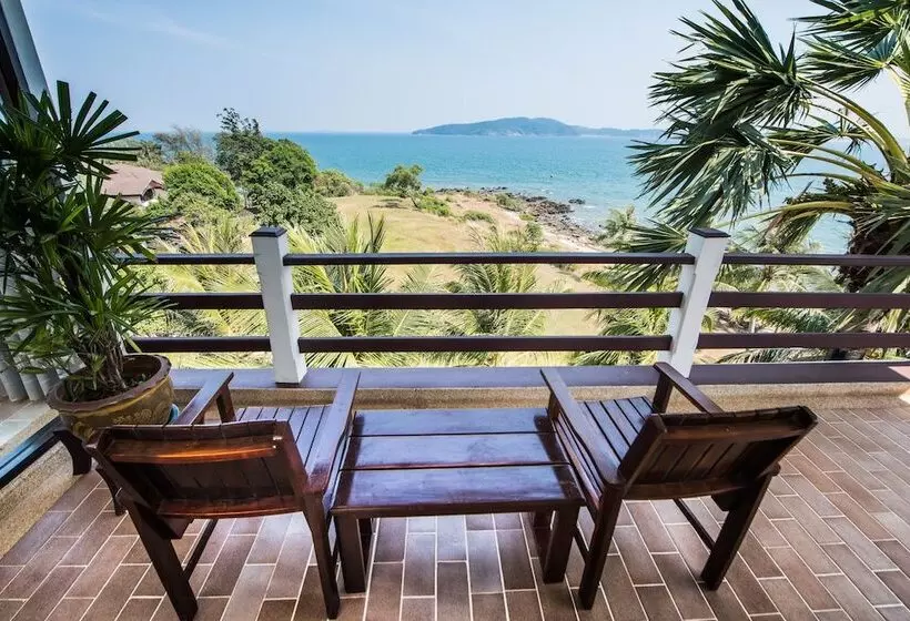 Rayong Resort Hotel โรงแรมระยองรีสอร์ท