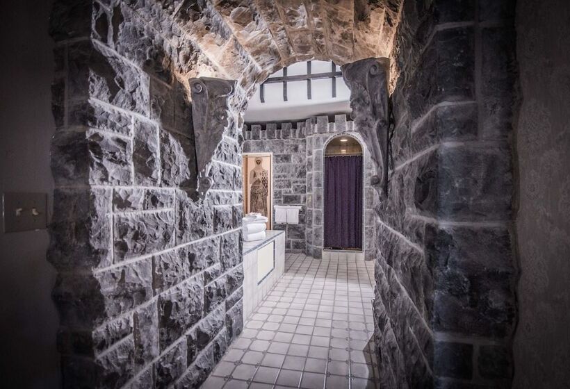 住宿加早餐  The Anniversary Inn   Logan