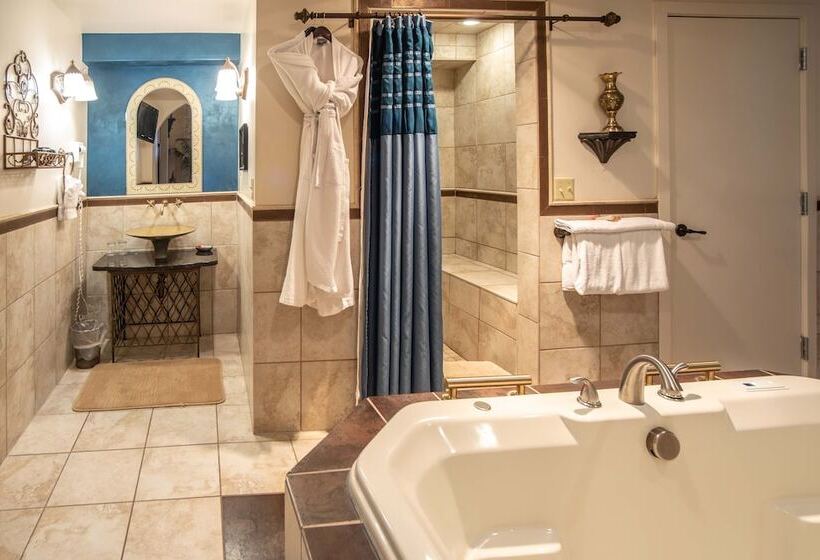 住宿加早餐  The Anniversary Inn   Logan