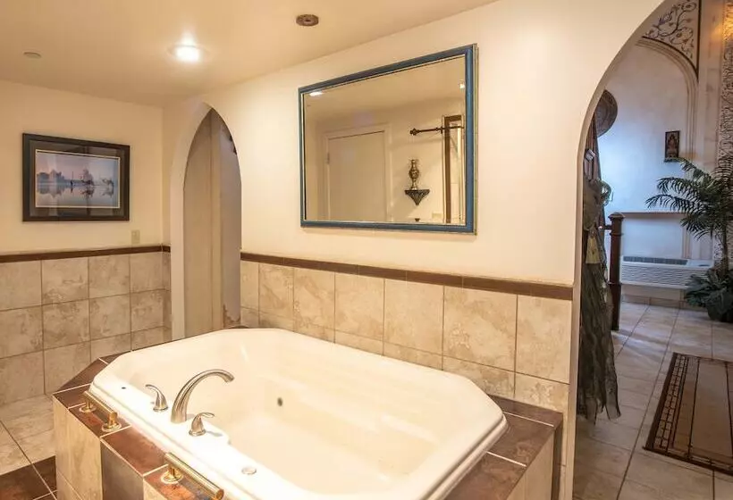 Bed and Breakfast The Anniversary Inn Logan