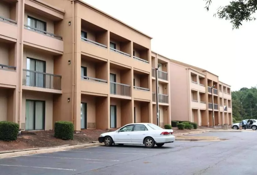 هتل Baymont By Wyndham Columbia Northwest