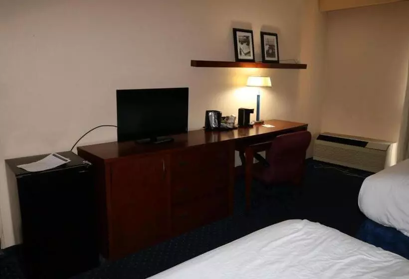 هتل Baymont By Wyndham Columbia Northwest