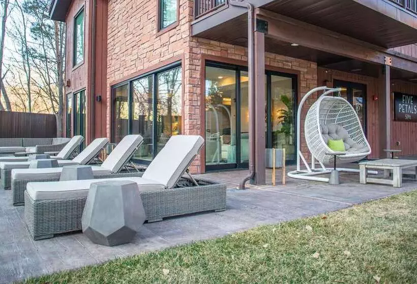 酒店 Cliffrose Springdale, Curio Collection By Hilton