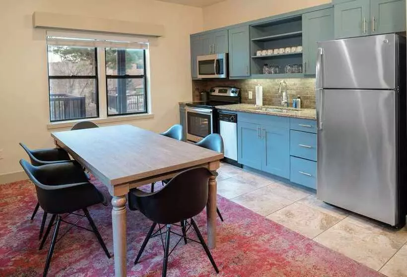 酒店 Cliffrose Springdale, Curio Collection By Hilton