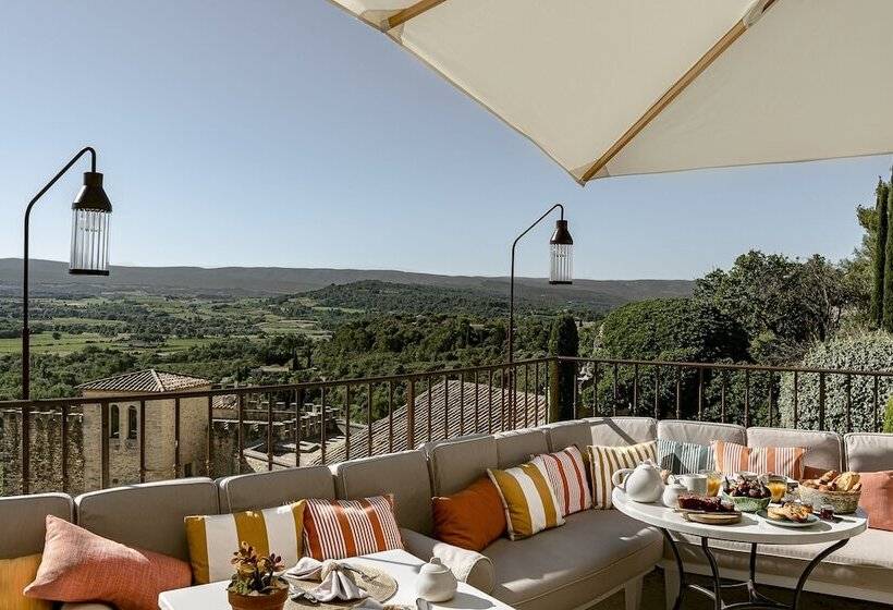 فندق Crillon Le Brave