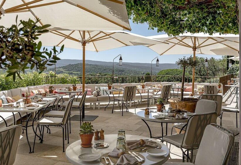 فندق Crillon Le Brave