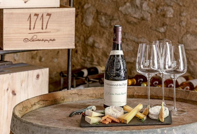 فندق Crillon Le Brave