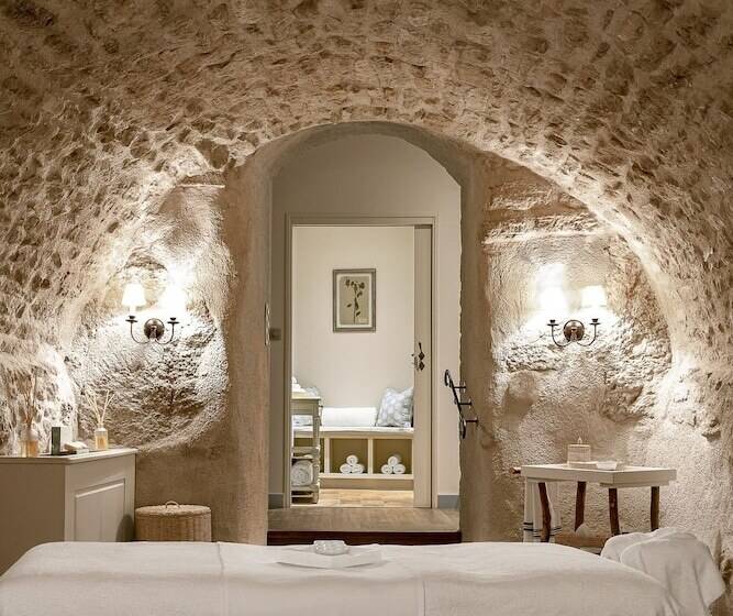 فندق Crillon Le Brave