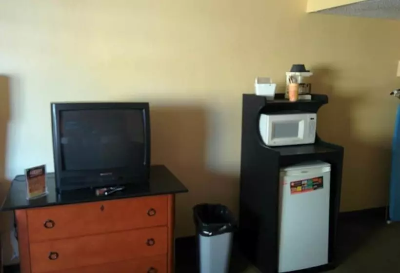 酒店 Days Inn By Wyndham Myrtle Beachbeach Front