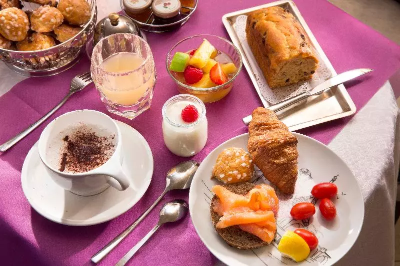 ホテル & Spa De Latour Maubourg