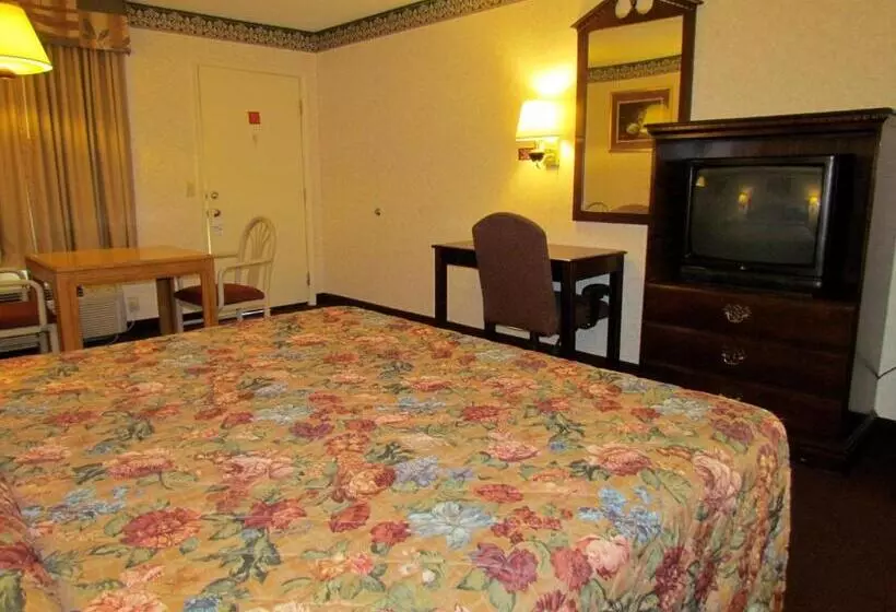 Отель Eagle Inn Sumter