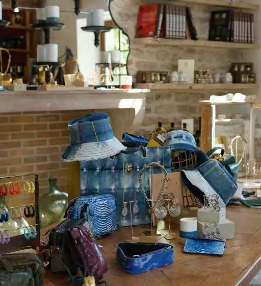 Отель Hostellerie De Levernois