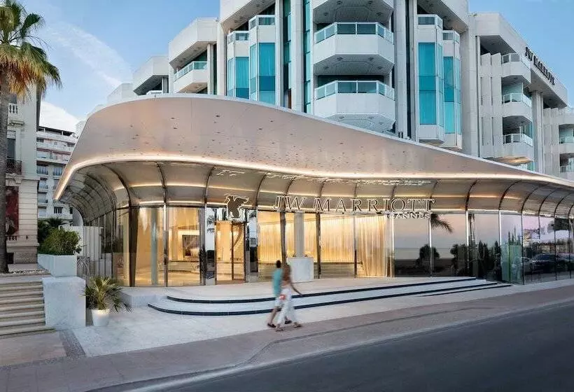 Отель Jw Marriott Cannes