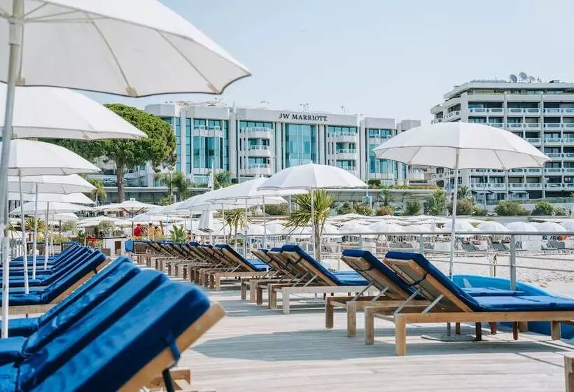 Отель Jw Marriott Cannes
