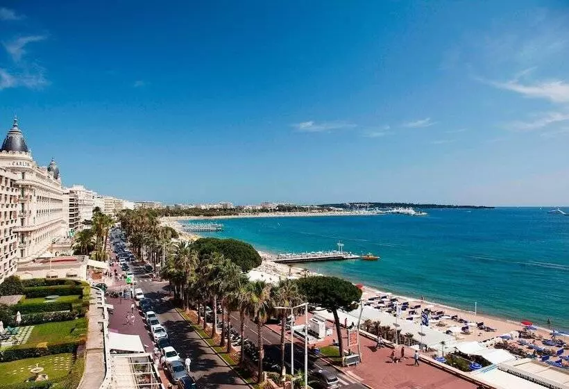 Отель Jw Marriott Cannes