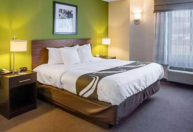 Отель Quality Inn
