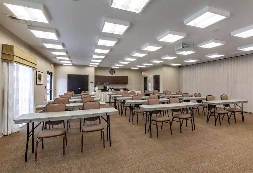 هتل Sleep Inn & Suites